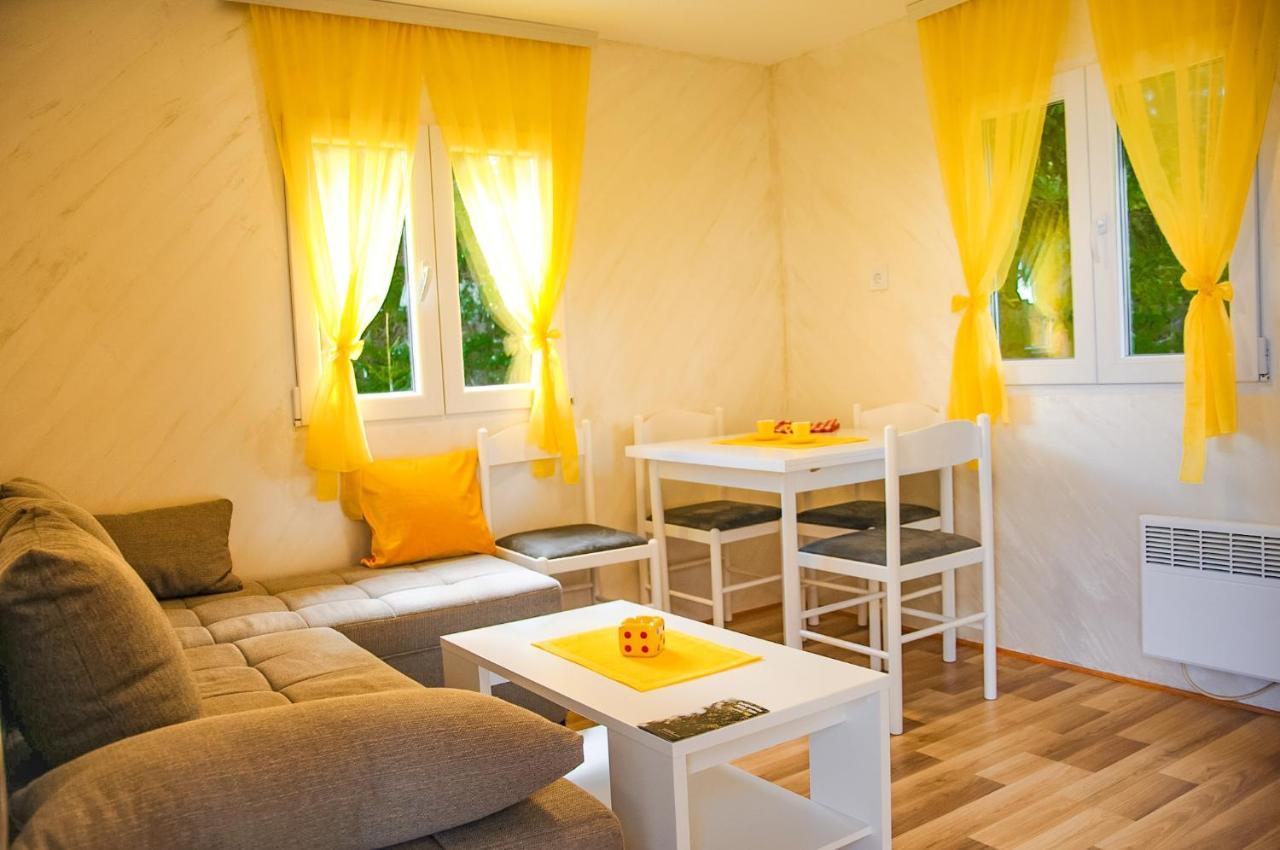 Bungalows Fairy Tale Žabljak エクステリア 写真